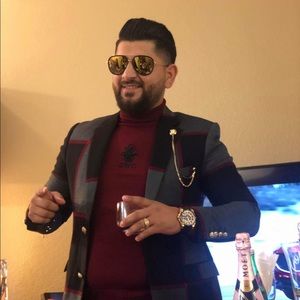 Meet your Posher, Daniel